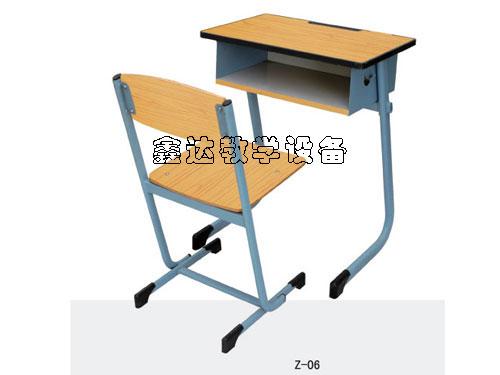 河北霸州学生课桌椅生产厂家批发