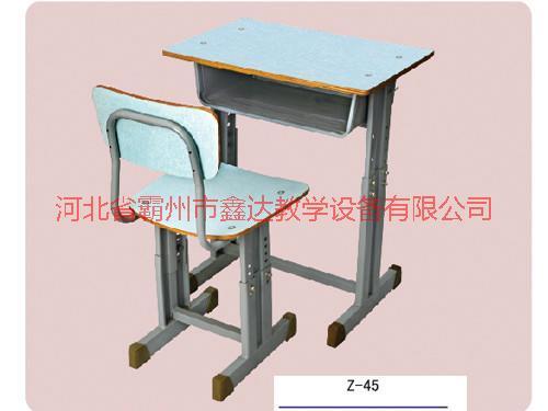 供应江苏学生实惠优质课桌椅，低价课桌椅厂家批发