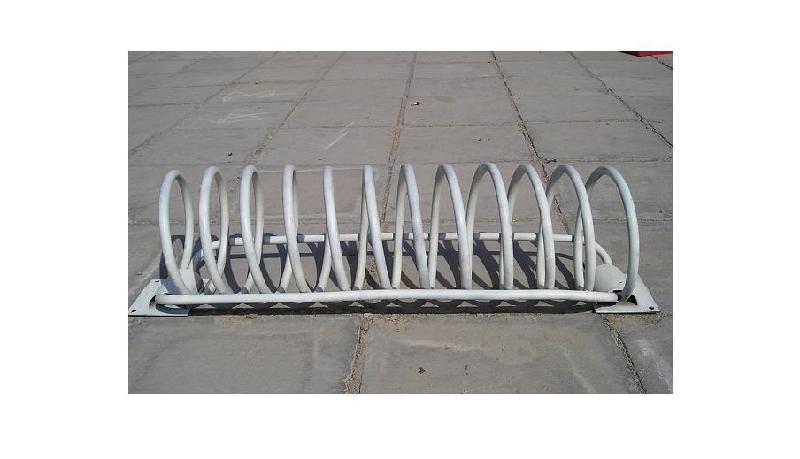 供应北京鑫融达专业生产自行车架010-68601916安装自行车架