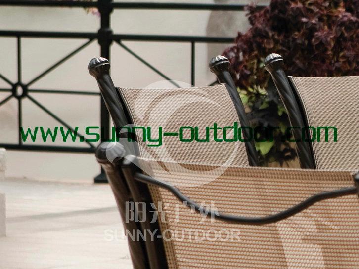 供应高级铸铝方桌子、铸铝椅子、铸铝转椅、钢化玻璃桌