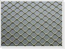 衡水市钢板网护栏厂家供应优质精品浸塑钢板网护栏