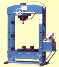泰州美德专业生产各类、电动门式油压机、型号全 价格优