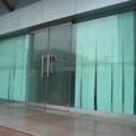 北京市维修钢化玻璃门厂家维修钢化玻璃门 修钢化玻璃门换破玻璃北京