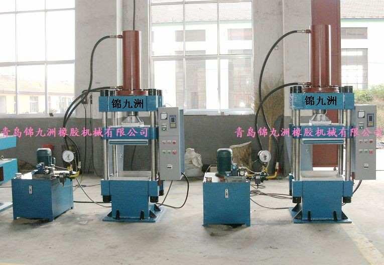 石墨压力机，青岛石墨硫化机，锦九洲机械图片