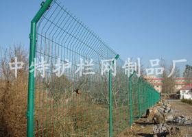 衡水市园林围栏网，单位绿地防护网，草坪厂家供应园林围栏网，单位绿地防护网，草坪围栏网