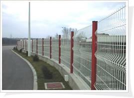 铁路护栏网供应铁路护栏网