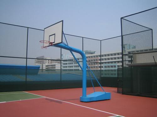 供应标准篮球场护栏网规格