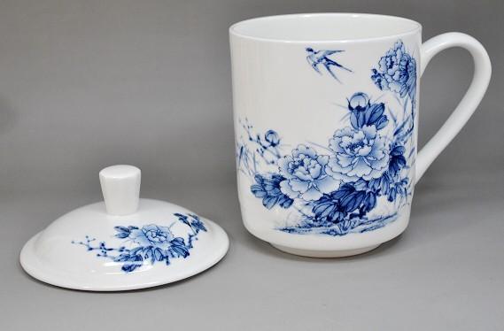 供应陶瓷茶杯，青花瓷茶杯，礼品杯