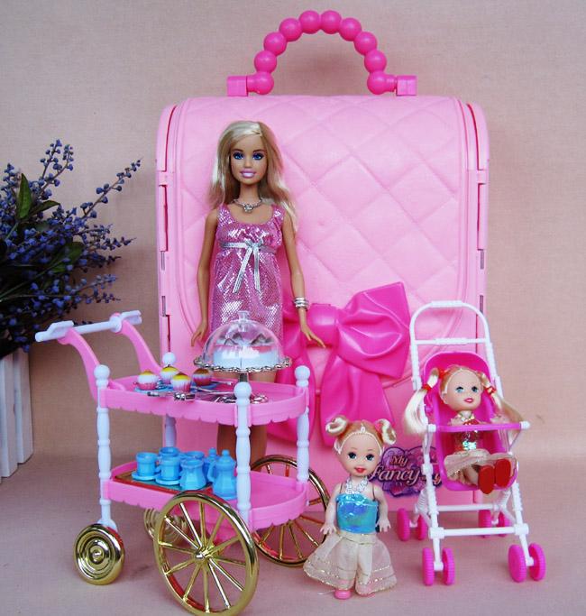 芭比娃娃甜甜屋套装送正版芭比+礼服+蛋糕车+凯莉+推车+支架+鞋