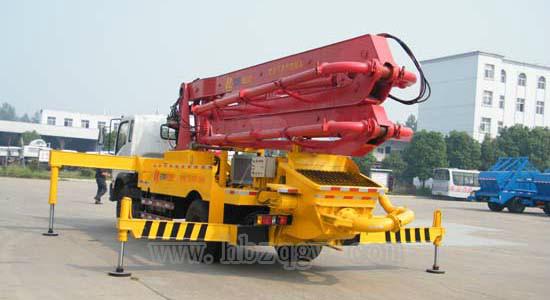 供应混凝土泵车，厂家直销小型混凝土泵车15-28米臂架价格