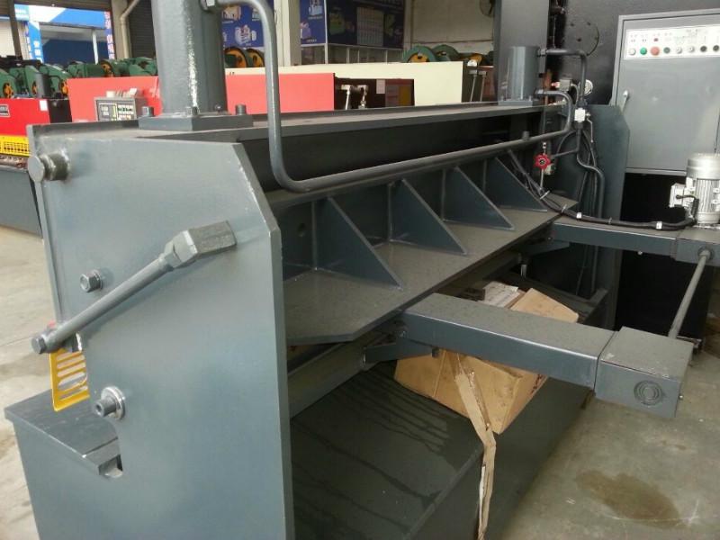 供应佛山液压闸式剪板机大量批发+优质液压闸式剪板机