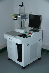 供应IC芯片激光打标机、IC芯片激光镭雕机、IC芯片自动镭雕机