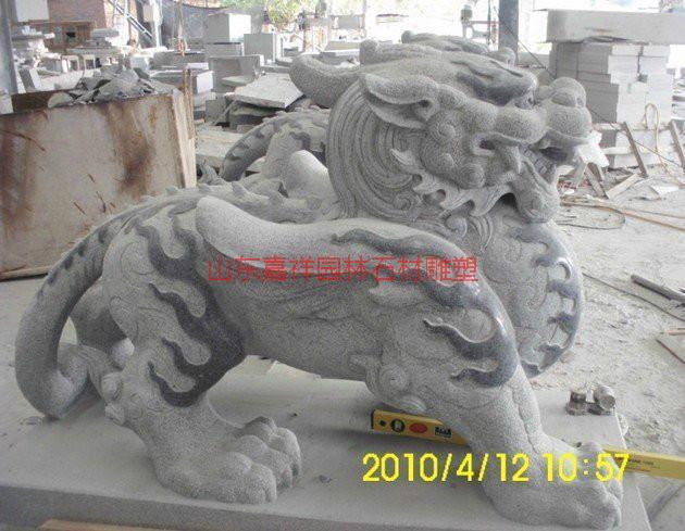 供应动物雕塑，山东济宁动物石雕厂家，2014年动物雕塑报价