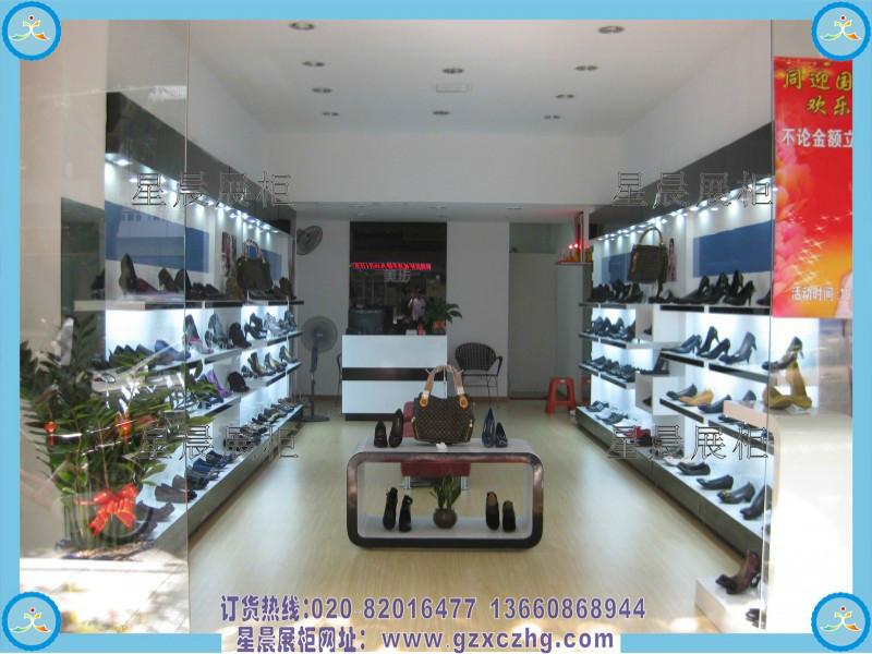供应广州外贸鞋店装修效果图