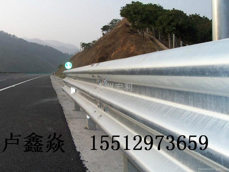 供应高速公路护栏板河北省高速公路安全防撞设施