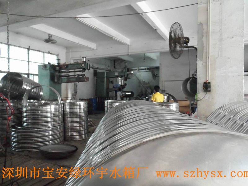 供应深圳新安0.5-100吨卧式水箱