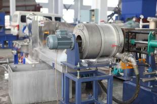 供应贝尔机械填充共混改性水环热切造粒生产线设备
