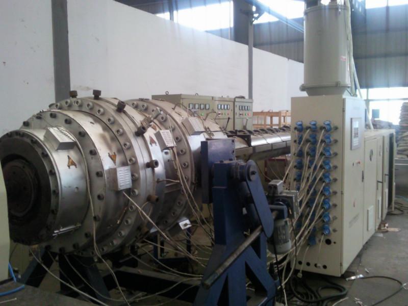 供应PE710-1200管材生产线PE1200管材生产线