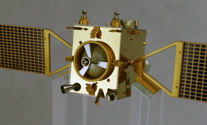 逼真2014新型大比例制作嫦娥二号卫星模型