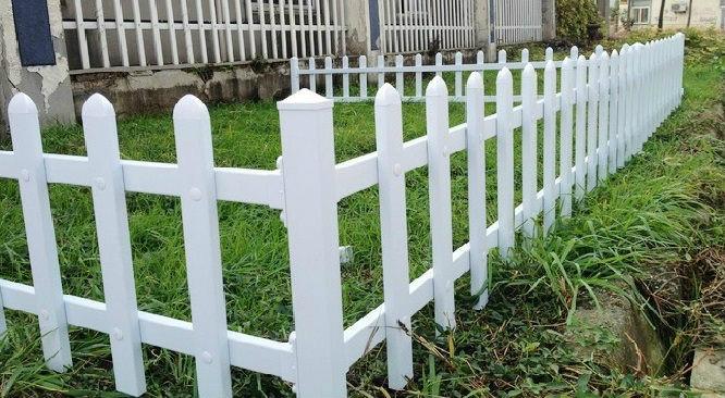 供应PVC草坪围栏绿化带围栏花坛围栏