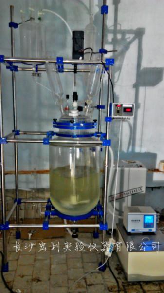 供应实验室专用100升双层玻璃反应釜，上海实验室专用100升双层玻璃反应釜