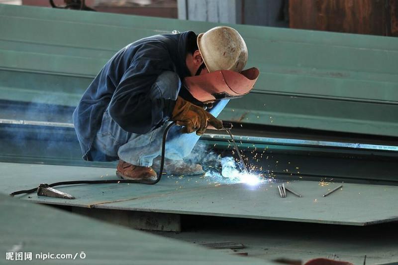 焊工电工出国高薪就业批发