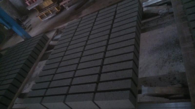 供应混凝土实心标砖，南昌水泥砖，水泥砖厂家，水泥砖规格，水泥砖销售