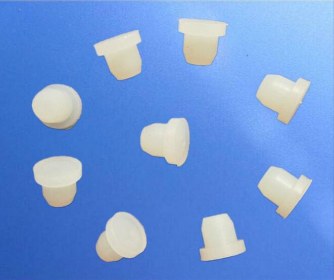 供应多种胶塞系列深圳聚森胶业胶塞生产厂家直销定做透明硅胶塞图片