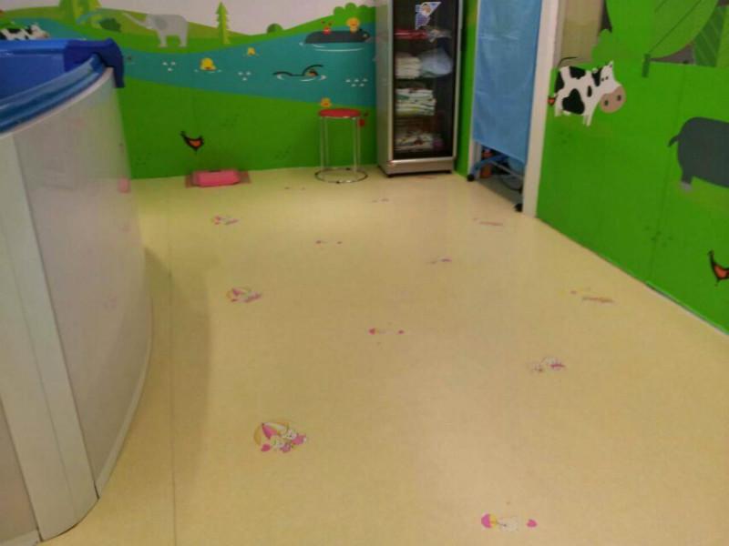 供应佛山幼儿园专用胶地板，佛山PVC地板，佛山PVC地板批发