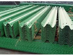 供应优质护栏板厂家优质护栏板波形护栏厂家图片