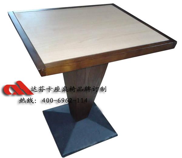 广东厂家批发定制简约实木桌椅 复古白色桌子 靠背椅子 实木桌椅Y-8019