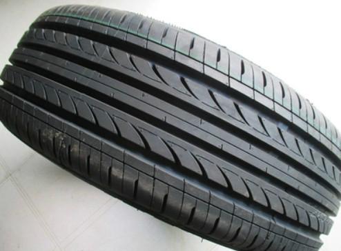 供应轿车胎215/70R15长江轮胎，山东长江轿车胎215/70R15长江轮胎，青岛长江轿车胎215/70R15长江轮胎图片