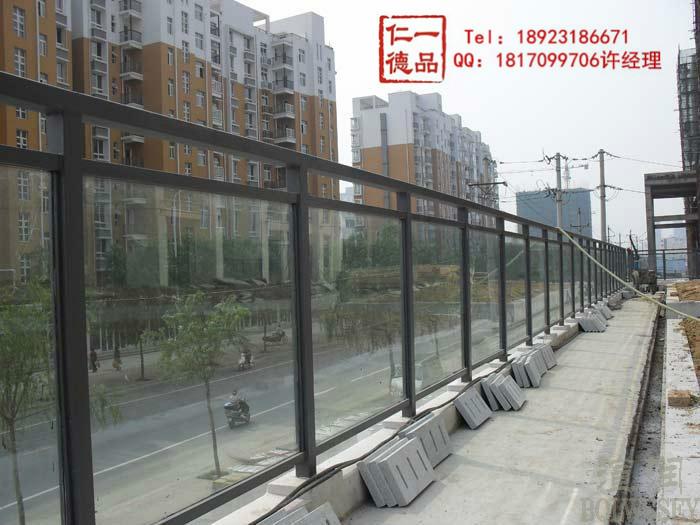 供应玻璃栏杆玻璃护栏铝合金玻璃护栏、玻璃栏杆、中空玻璃、夹胶玻璃护栏