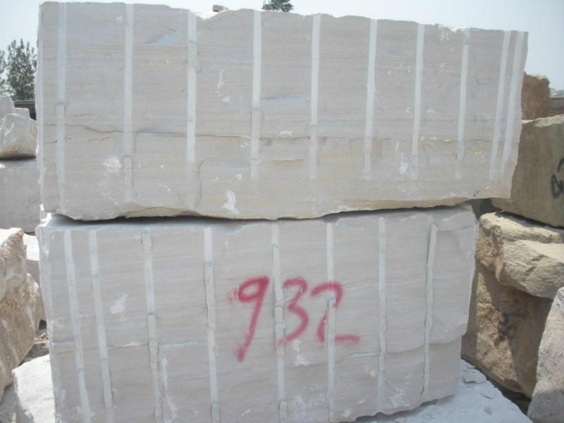 供应黄砂岩1级料供应，砂岩毛板，砂岩成品，砂岩柱子，砂岩线条