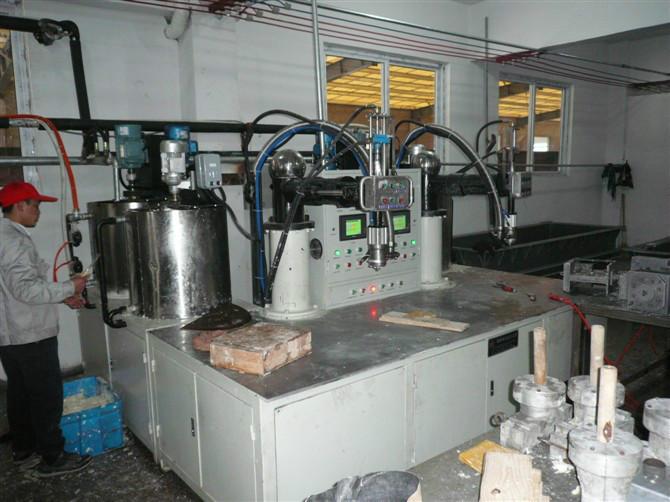 供应高品质双工位注蜡机秦皇岛寅源铸造机械设备有限公司生产
