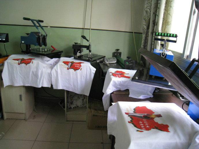 供应用于新意的霍邱哪有卖T恤上印照片的机器，和县T恤印花机的价格，利辛烫画机厂家，凤阳T恤印照片的机器