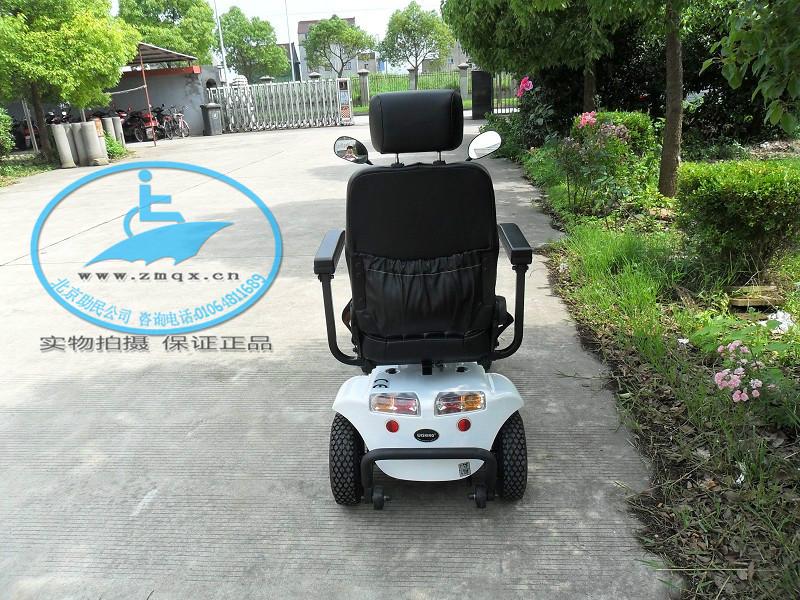供应威之群电动代步轮椅4028陆尊代步车图片