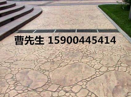 供应兴平韩城停车场压印混凝土路面图片