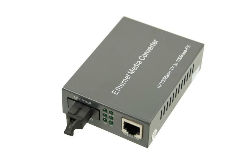 供应交换机双绞线端口支持速率和全/半双工模式自动协商以太网光纤收发器