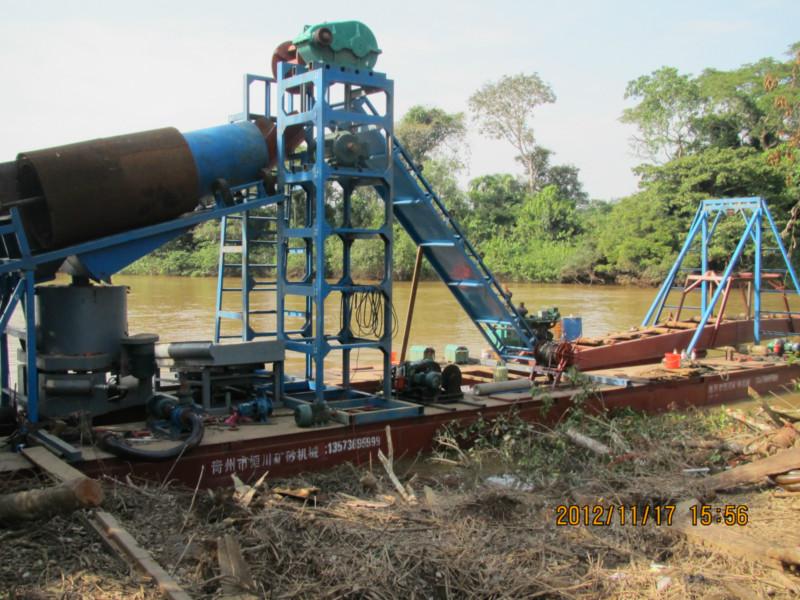 供应山东熔盛供应柬埔寨淘金船