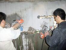 惠州地下室灌浆防水堵漏公司专业的事情交给专业师傅图片