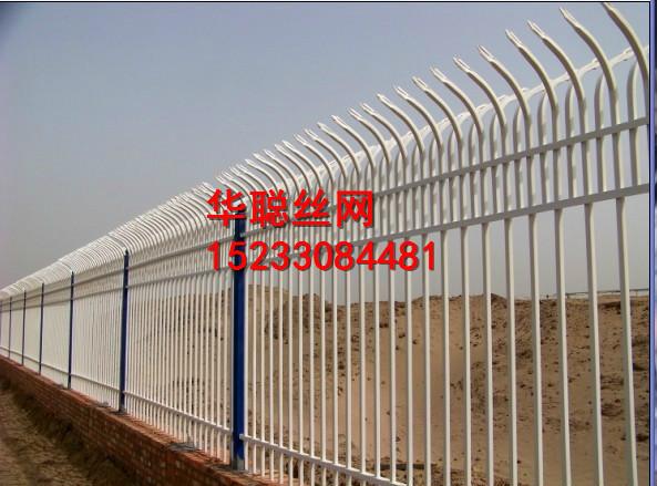 供应上海护栏网钢丝围墙金属围墙