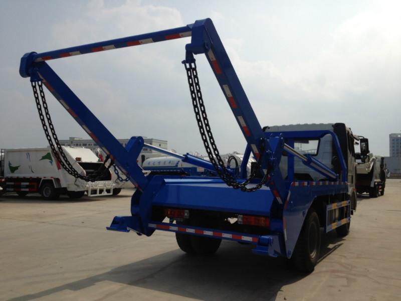供应贵州地区东风系列8吨摆臂垃圾车厂家直销