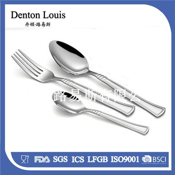 供应西式刀叉勺子 不锈钢餐具 揭阳路易斯厂家直销款式 汤勺沙拉叉