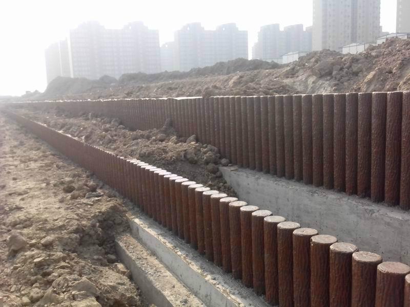 供应北京水泥仿木栏杆.
