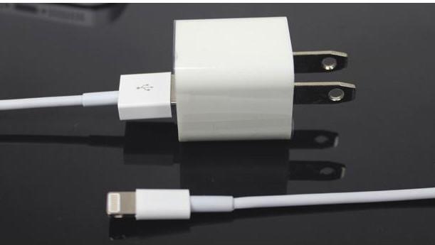 供应用于手机配件的苹果6数据线充电器尾插排线