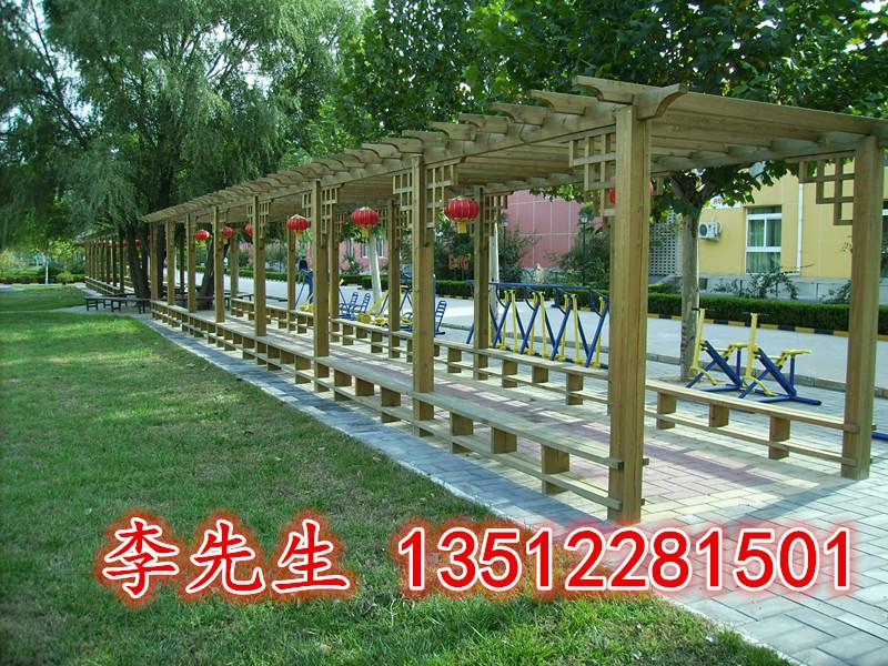 天津防腐木葡萄架花架围栏木门碳化批发