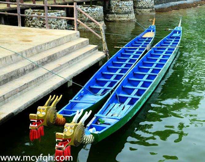 供应比赛专用龙舟，玻璃钢龙舟，木制龙舟，比赛专用22人龙舟，兴化市扬帆木船厂