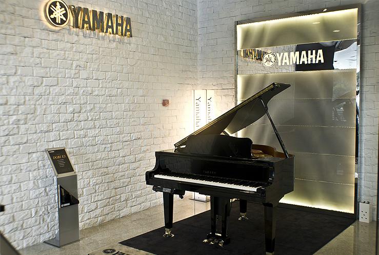 日本雅马哈钢琴公司哪里有日本雅马哈钢琴卖钢琴报价图片