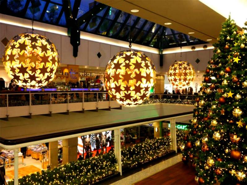 供应圣诞球圣诞树，酒店商场活动装饰，户外防雨圣诞老人